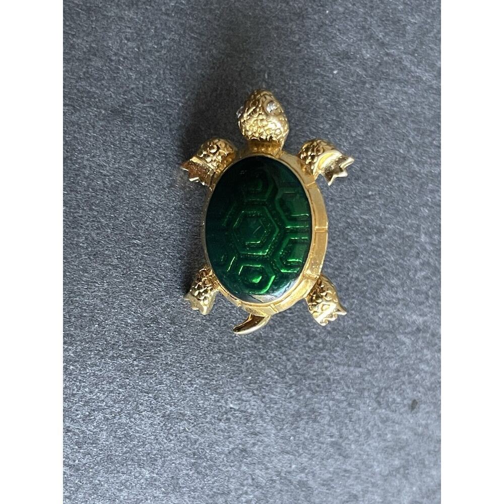 Vintage Turtle Brooch Scatter Pin Enamel Gold Tone Whimsy Beachy Coastal Career